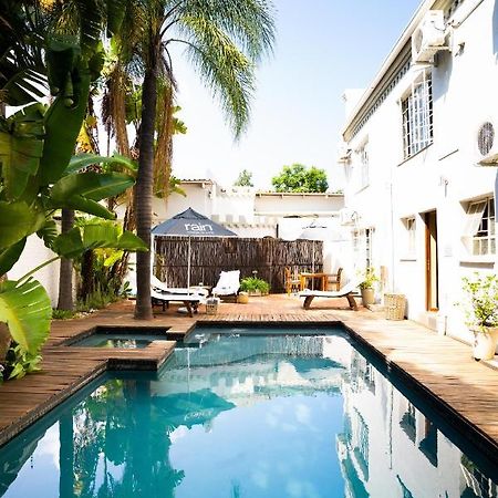 Village Ridge Boutique Stays Pretoria Bagian luar foto