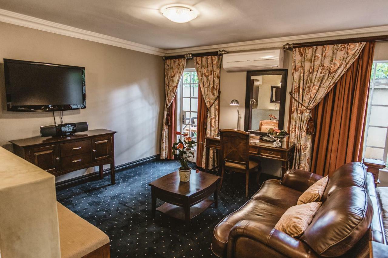 Village Ridge Boutique Stays Pretoria Bagian luar foto