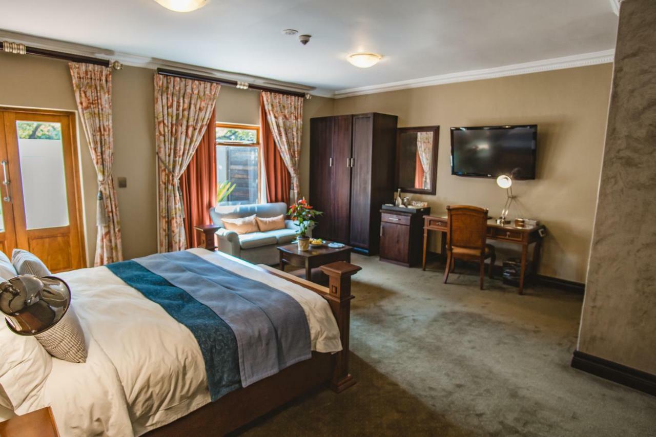 Village Ridge Boutique Stays Pretoria Bagian luar foto