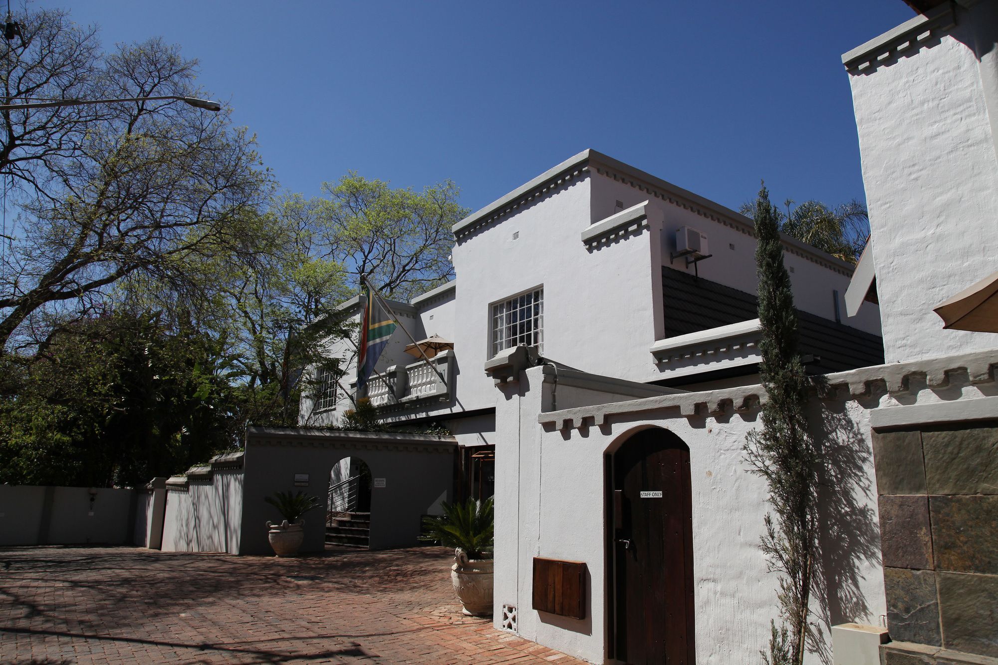 Village Ridge Boutique Stays Pretoria Bagian luar foto